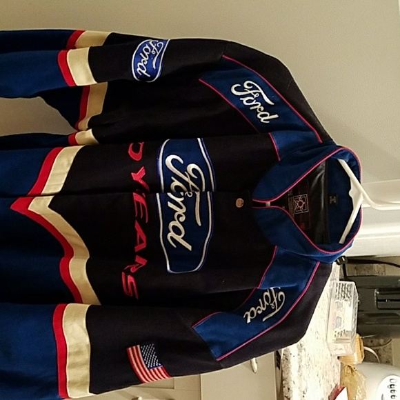 Men's Jacket - Picture 2 of 4